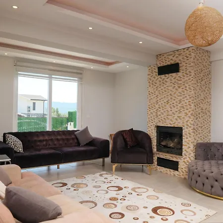 Villa Asil *